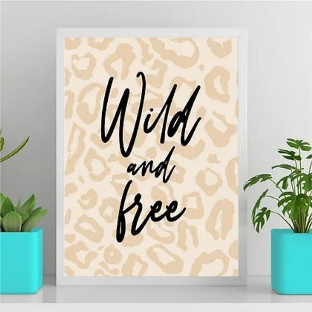 Quadro Wild And Free - Oncinha 45X34Cm Branca