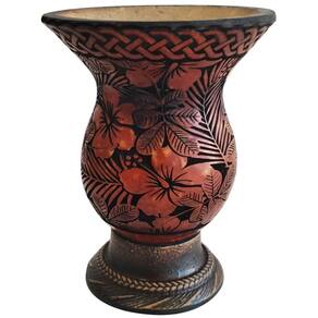 Cuia de Chimarrão Tererê Artesanal Cuia de Porongo Natural Decorada a Laser 14cm com Pé