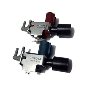 Par Válvula Solenoide Hilux 3.0 25860-30110U