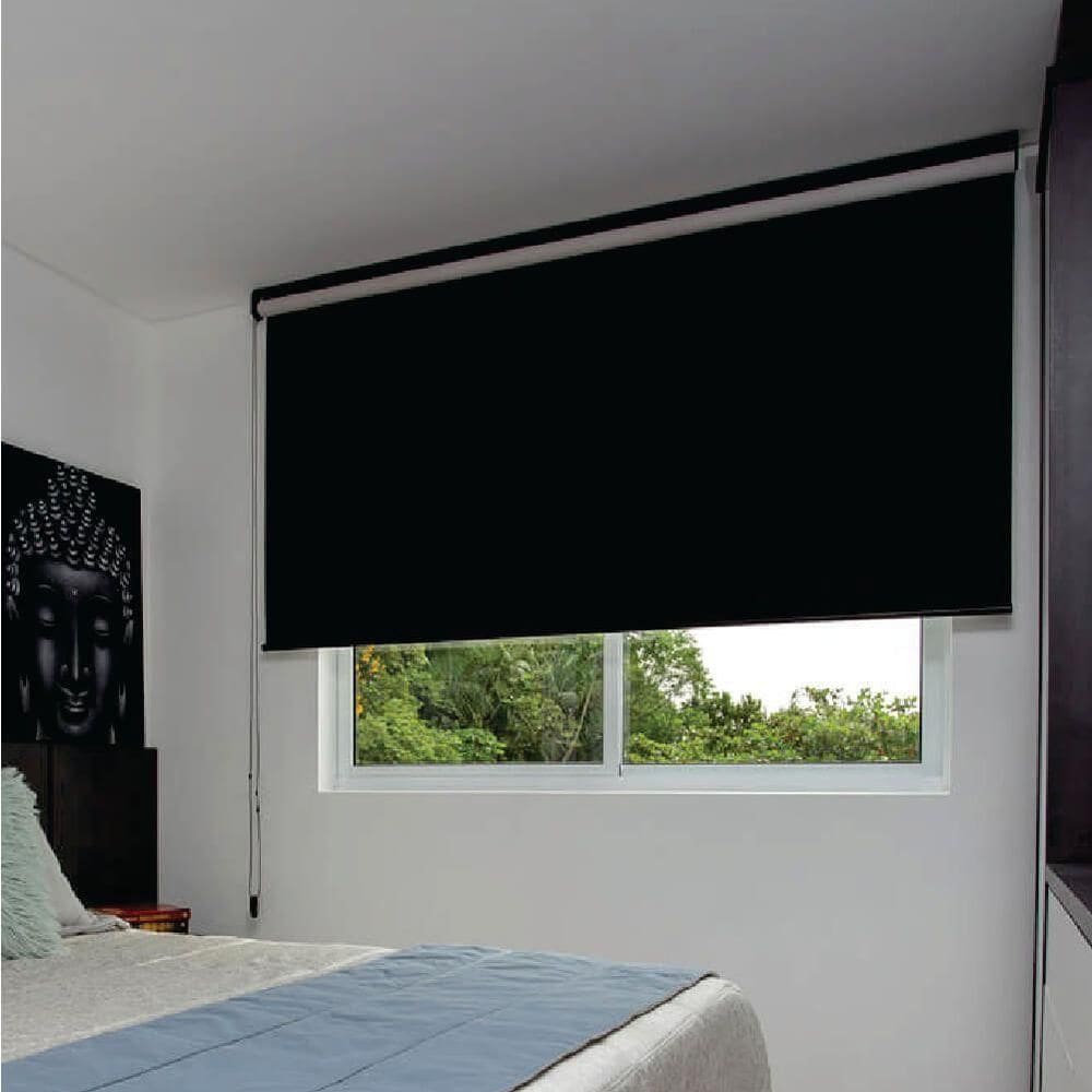 Persiana Rolo Blackout Pinpoint Preta - 1,70m X 2,20m