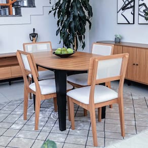 Conjunto Mesa com 4 Cadeiras Extensível com Encosto Tela 100% MDF Preto Bege Dalla Costa