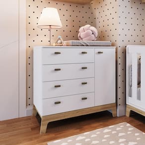 Cômoda Infantil Multiuso Organizadora 4 Gavetas 1 Porta Pés Marrom Madeira Design Retrô Branco