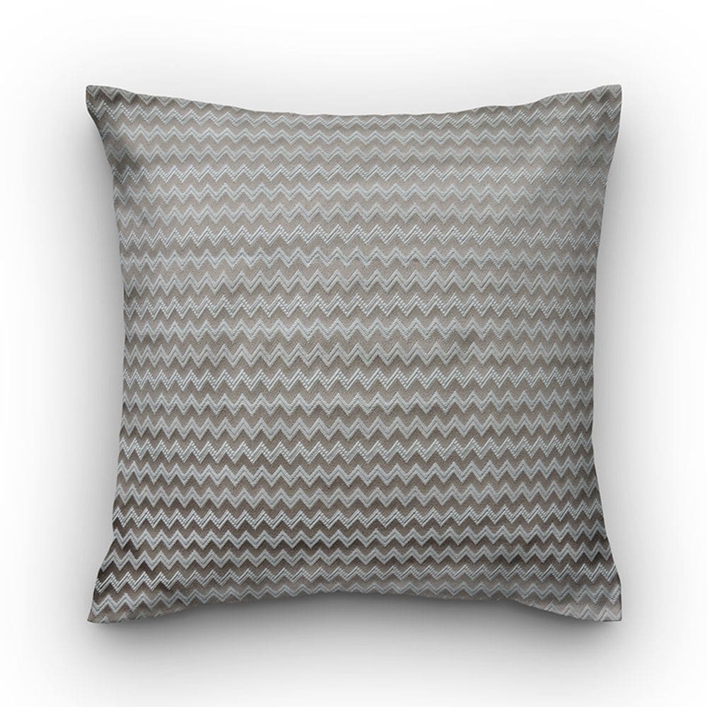 Capa de almofada VivaIN shantung bege chevron branco