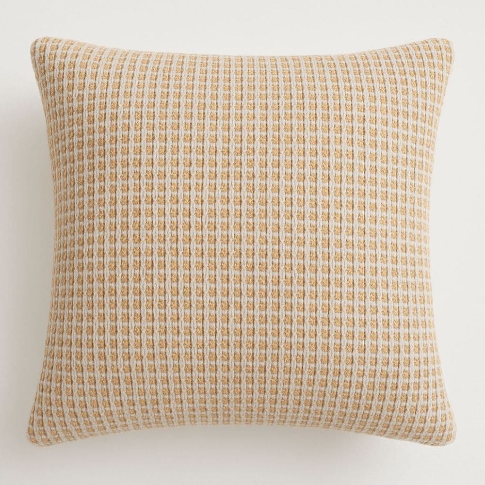 Almofada Decorativa Luxo Cheia Trama Atlas Bege e Branco Com Enchimento 42x42cm - Jolitex