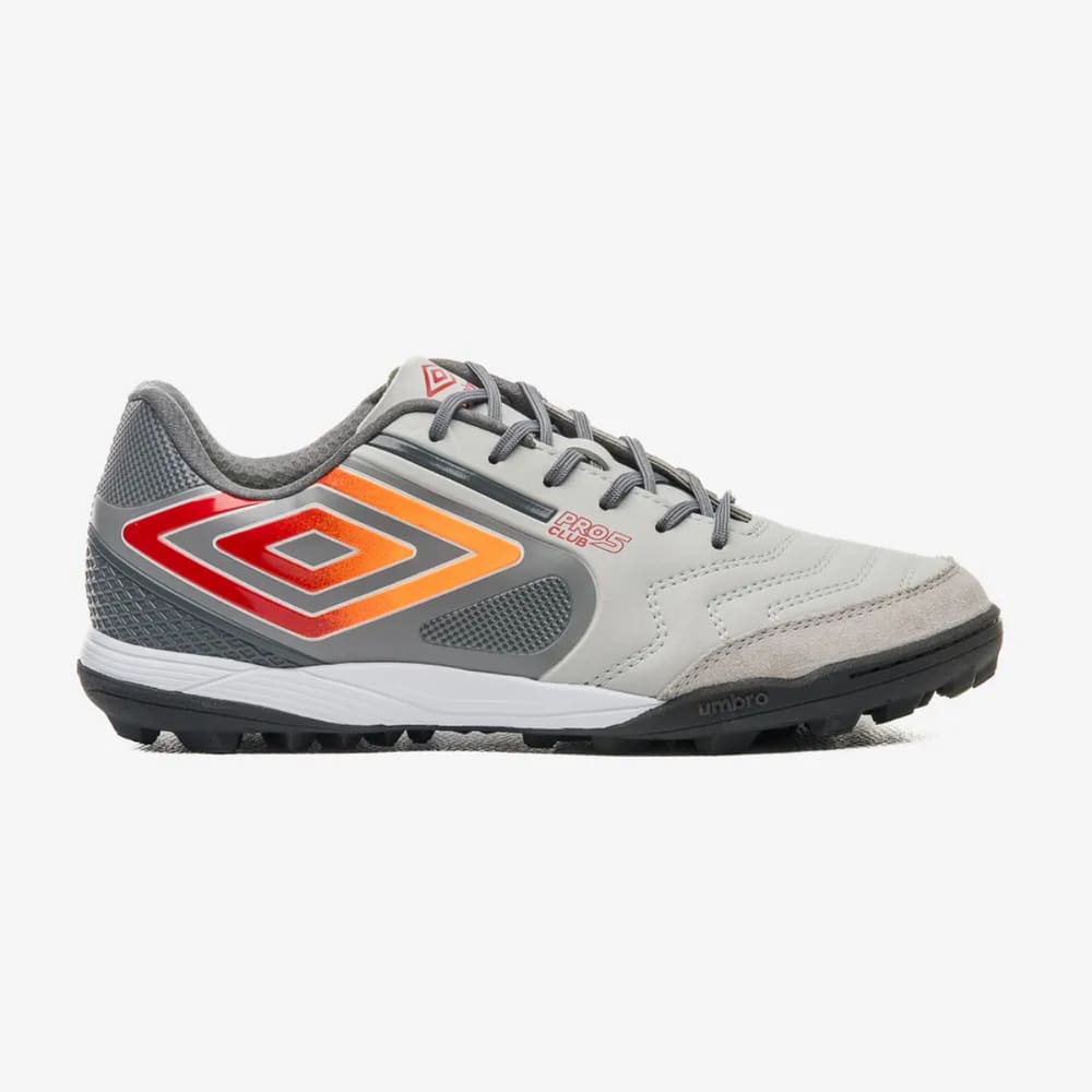 Chuteira Umbro Pro 5 Esporte Society Preto Laranja