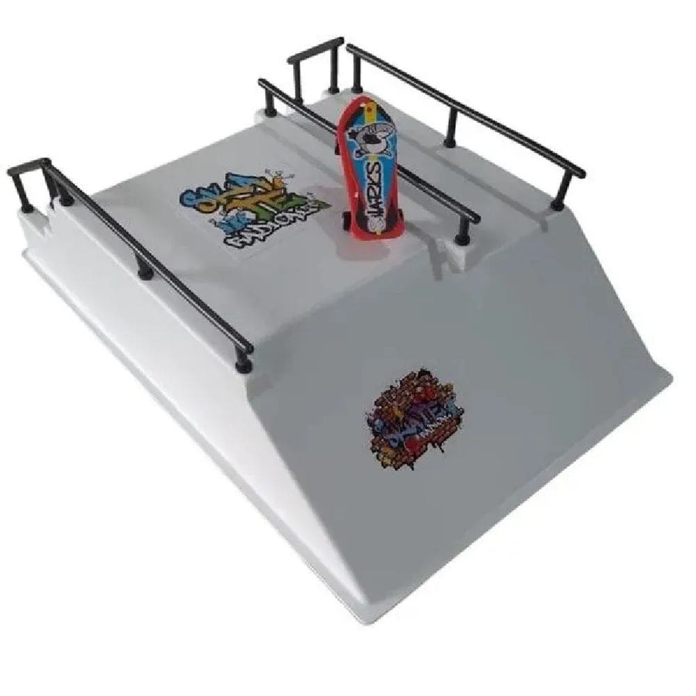 PISTA SKATE RADICAL (Cor Branco)
