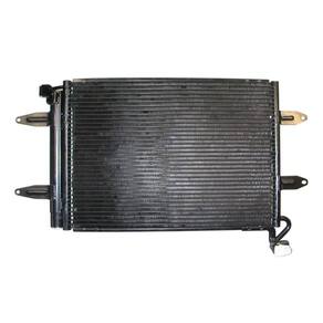 Condensador - Fox 2002 A 2006 / Gol 2008 A 2009 / Polo 2002 A 2006 / Saveiro 2008 A 2011 / Voyage 2008 A 2011 - Pc200159
