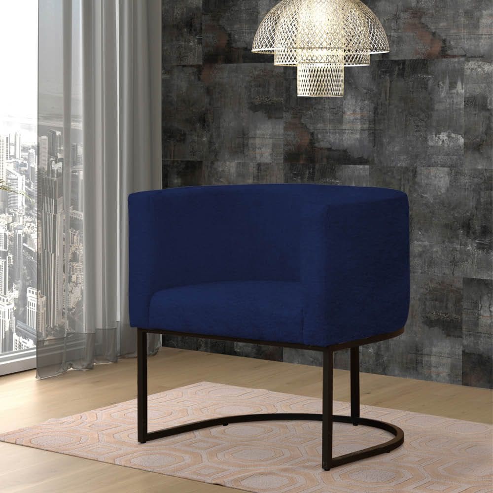 Poltrona Reforçada Decorativa Sala Gabriela Base Ferro Preta Suede Azul Marinho