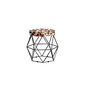 Puff Decorativo Onix Com Armação Preto Para Sala Em Suede