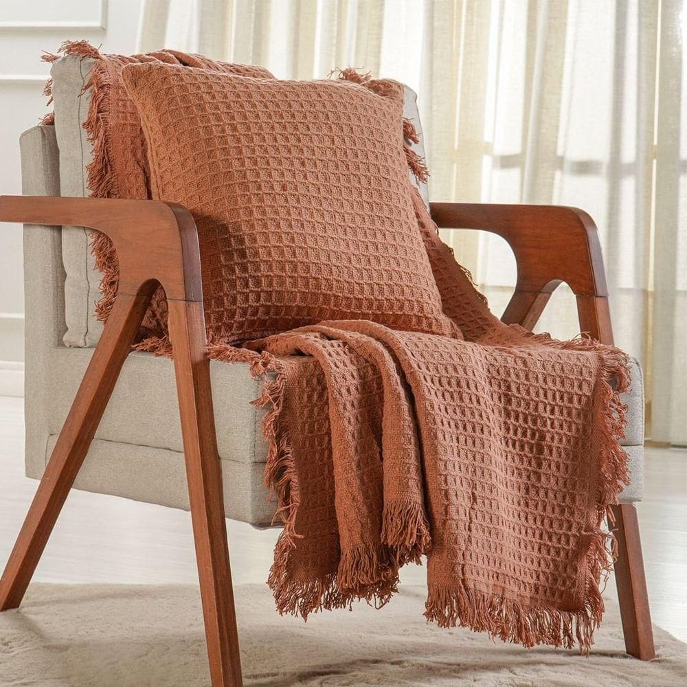 Kit Manta E Capa De Almofada Decorativa Para Sofá Waffle 100% Algodão 120x150cm Terracota