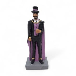 Estátua Exu Capa Preta Roxo Proteção Total nos Caminhos 16cm