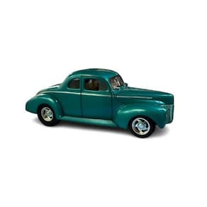 Miniatura Ford 1940 Street Rod Deluxe Coupe Hot 1:18 Ertl