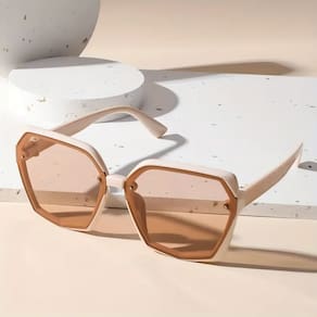 Oculos de Sol Feminino Quadrado Grande Clássico Bege com Proteção UV