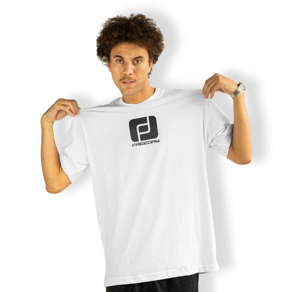 Camiseta Freeday Big Logo Branco