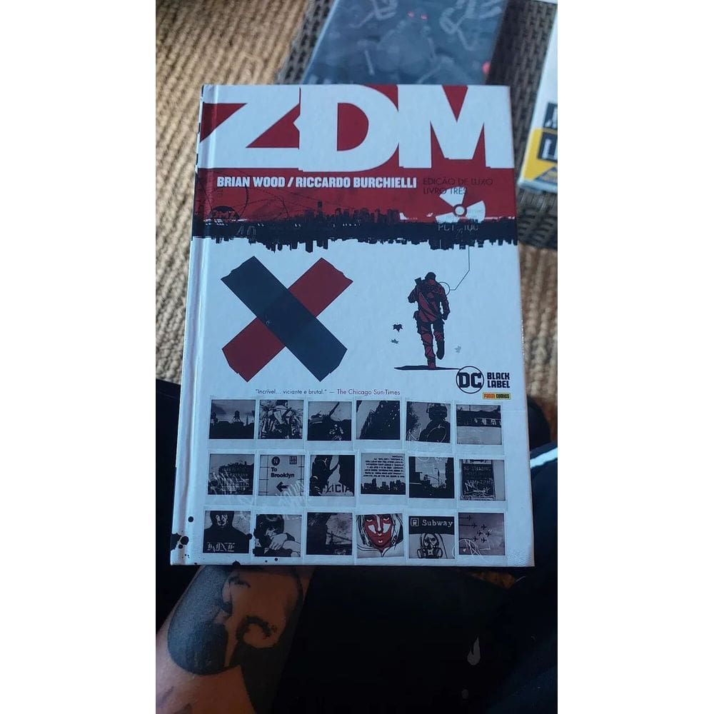DPL - ZDM vol. 3 - edição de luxo - Detalhe na Lombada