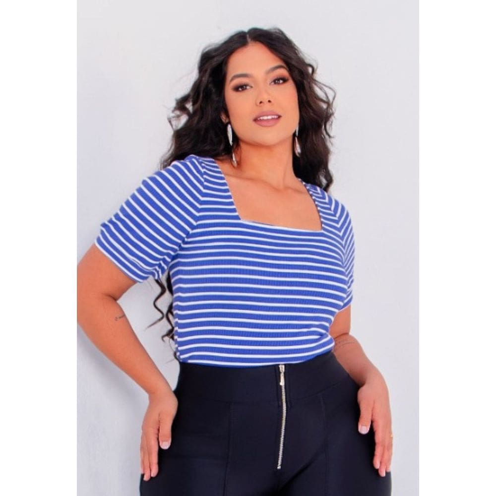 Blusa Listrada Plus Size Canelada