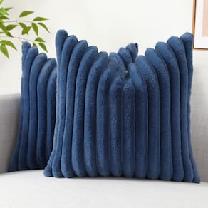 Capas de almofada DecoruHome Faux Fur 60x60cm azuis, conjunto de 2