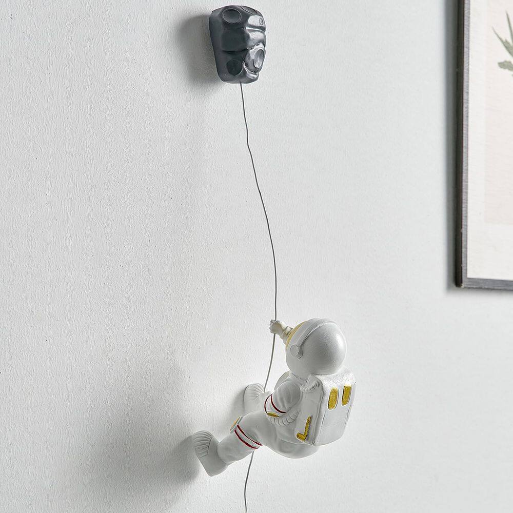 Estatuetas de alpinista de astronauta com escultura de parede para decoração de casa