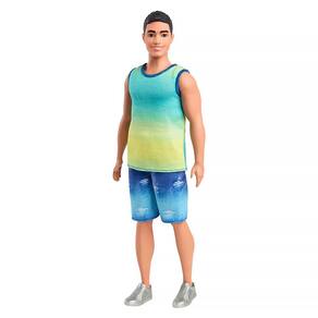 Boneco Ken Fashionista Moreno com Bermuda Jeans e Regata Verde com Amarelo 236 DWK44 HYV00 - Mattel