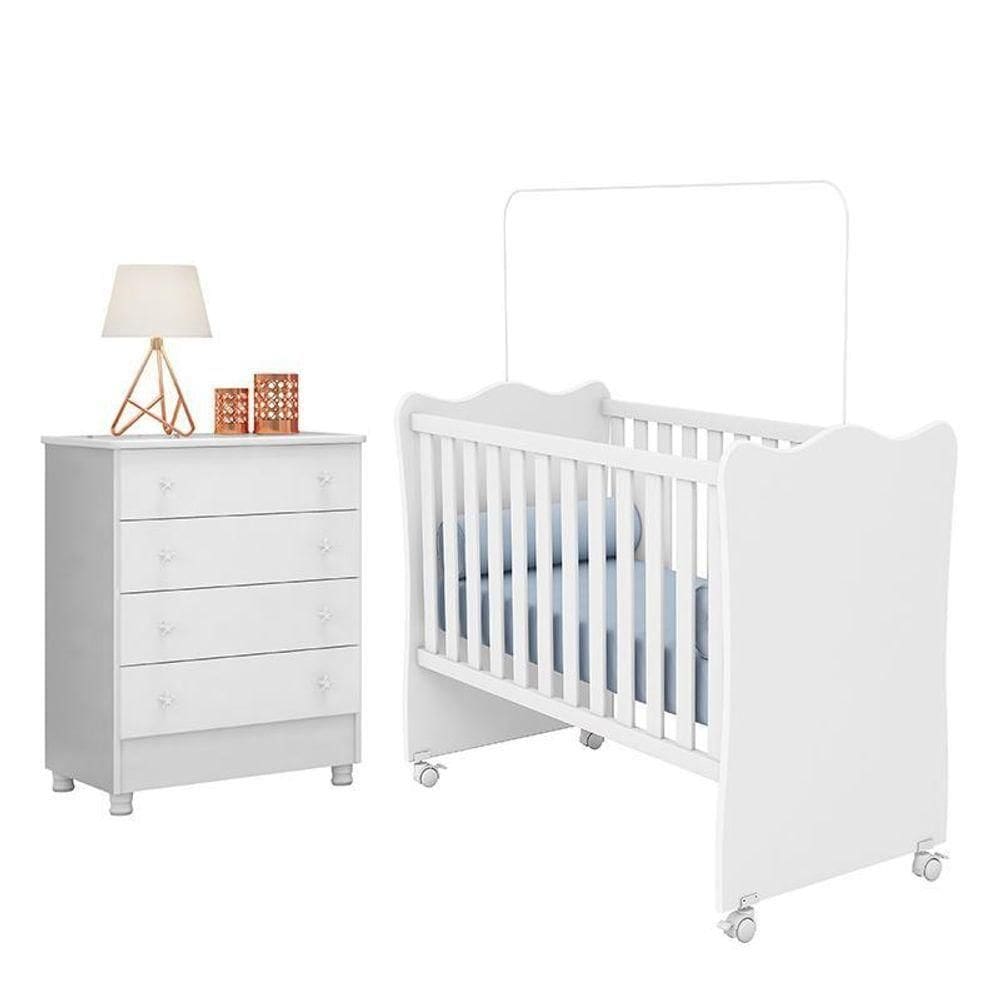 Jogo De Quarto Infantil Doce Sonho Cômoda 4 Gavetas E Berço Branco Com Rodízio - Qmovi Branco