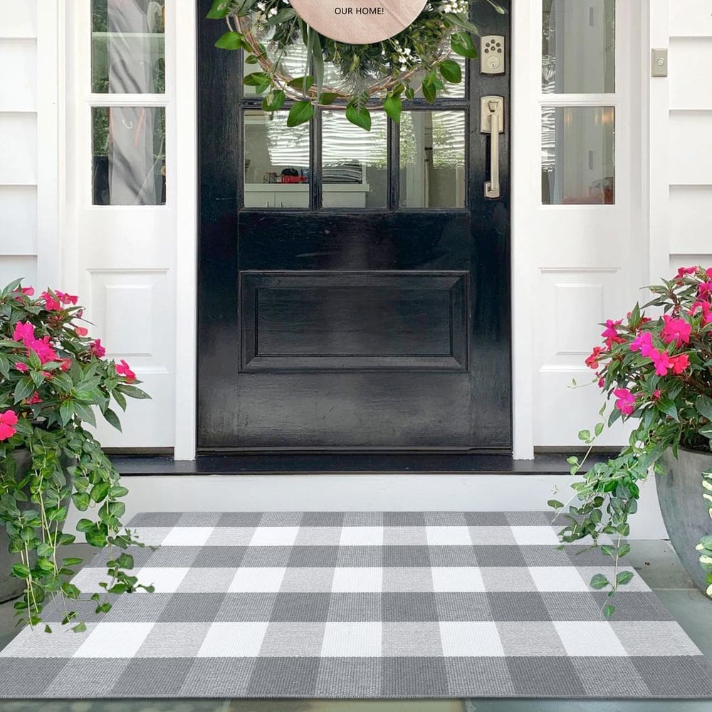 Tapete IOHOUZE Buffalo Plaid Xadrez 70cm x 110cm Cinza Branco