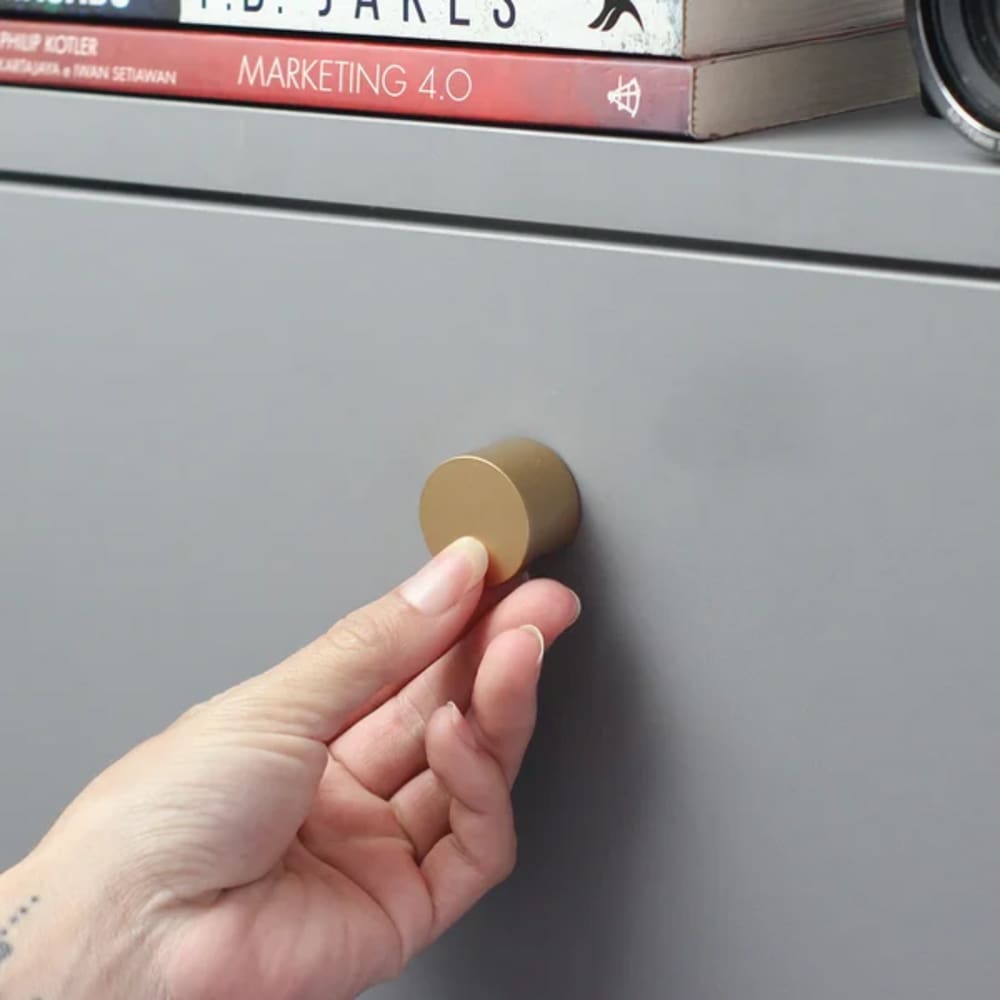 Puxador Rádio Médio Dourado Matte Zen Design