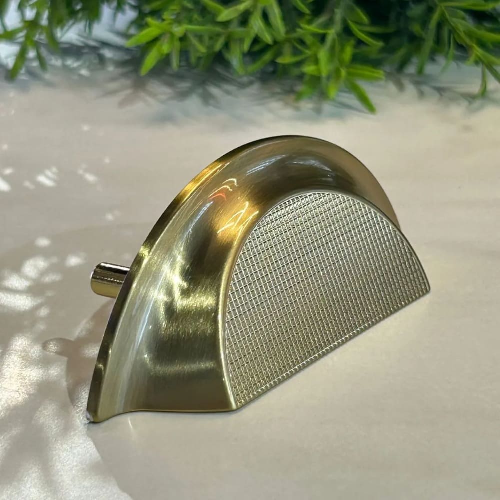 Puxador Kitten 64mm Gold Escovado Zen Design