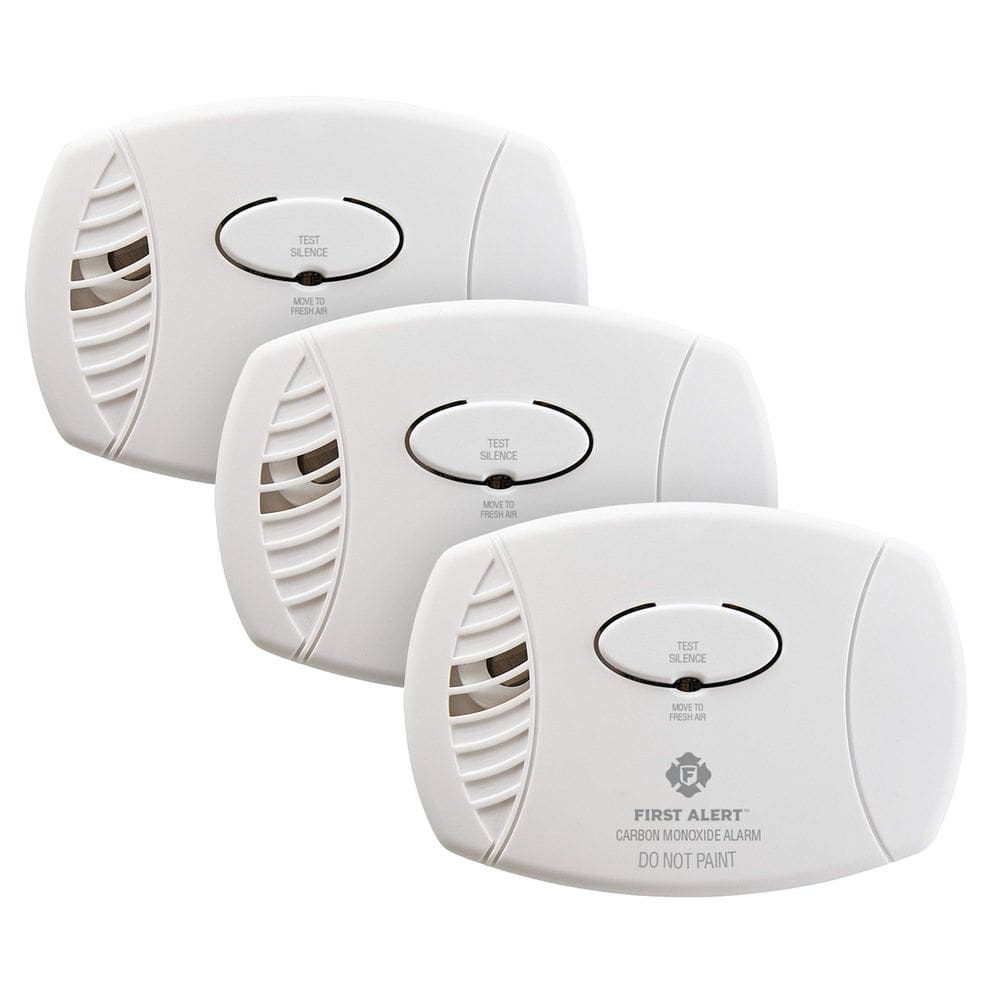 Detector de monóxido de carbono First Alert CO400-3 branco operado por bateria, pacote com 3 unidades