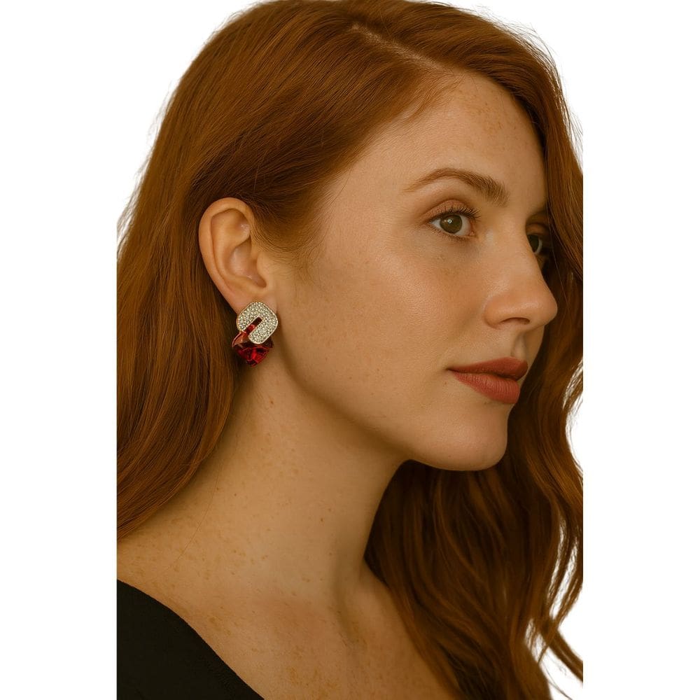 Brinco Luxo Dourado Cristal Vermelho com Zircônias Strass