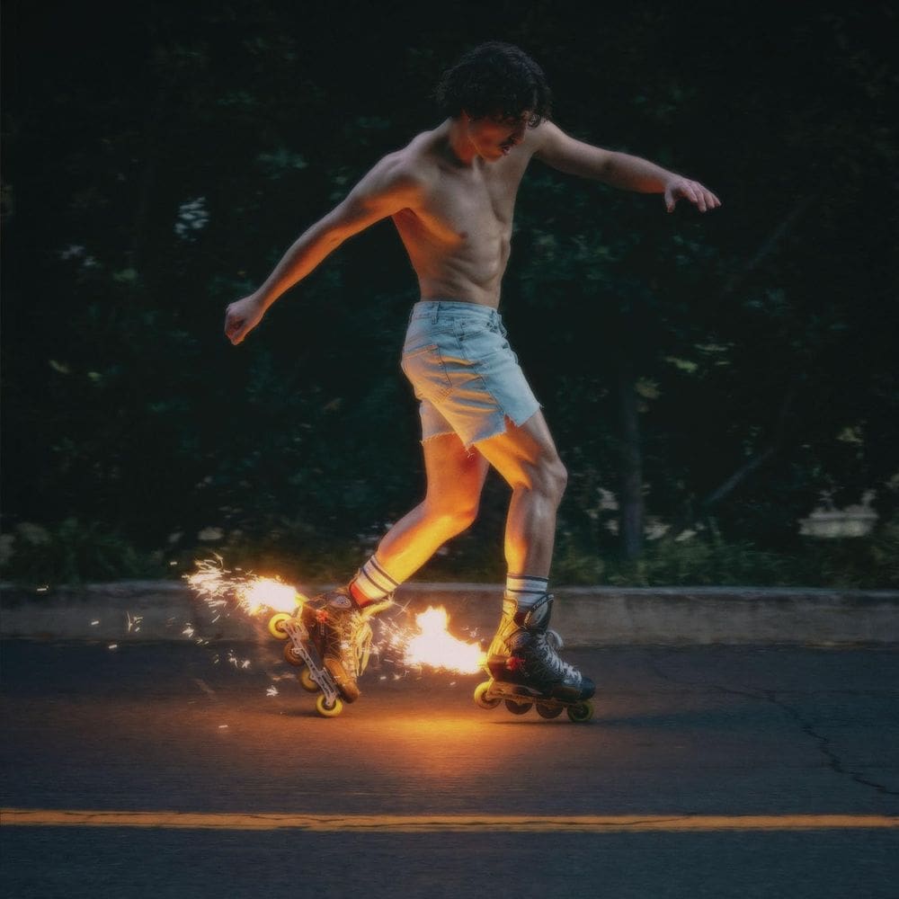 CD Benson Boone Fireworks & Rollerblades