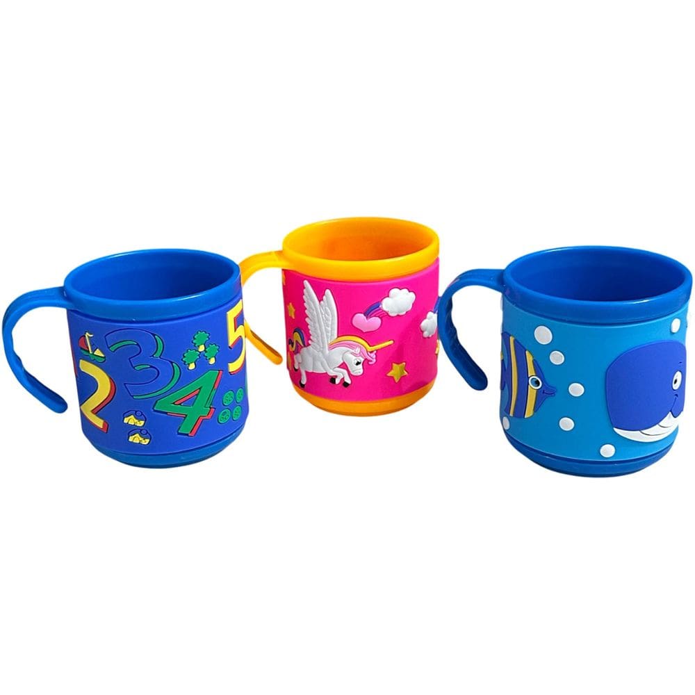 Kit 3 Canecas Plástica Infantil Emborrachada Alto Relevo 3d