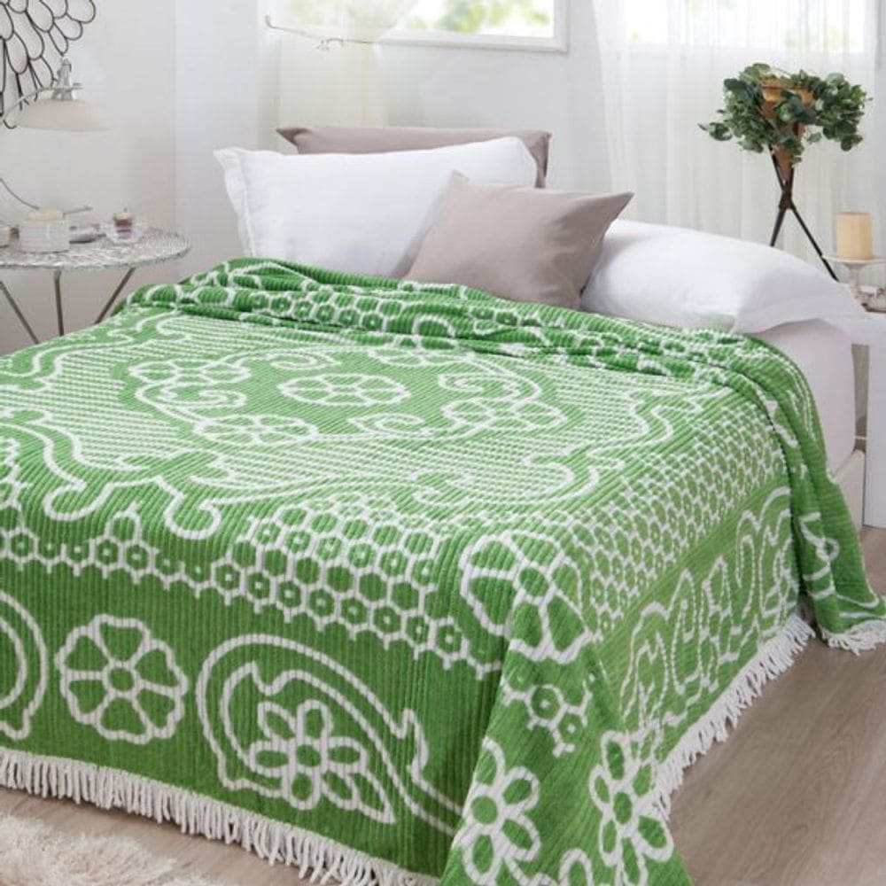 Colcha Casal Chenille Canelada Bruna 2,20x2,40m