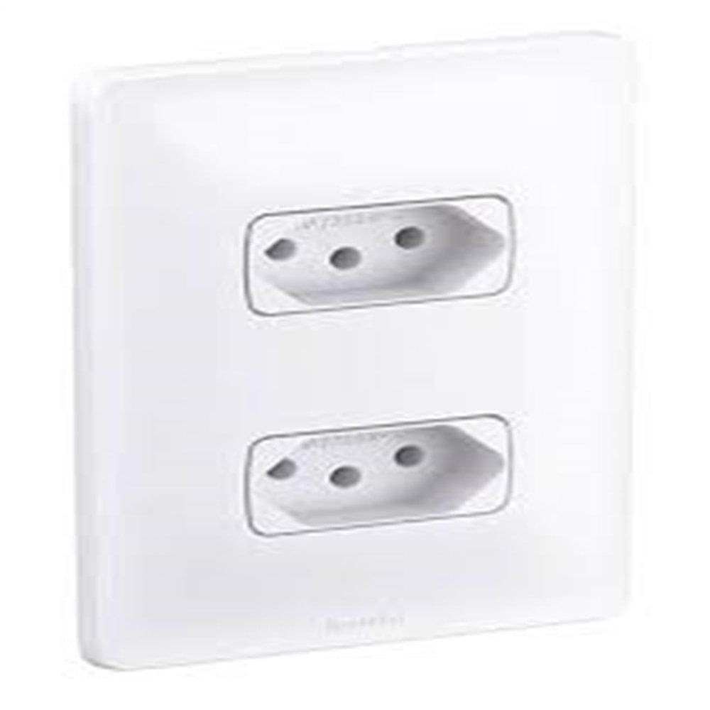 Tomada Pial Zeffia Dupla 2P + T 10A 250V Com Placa Branca