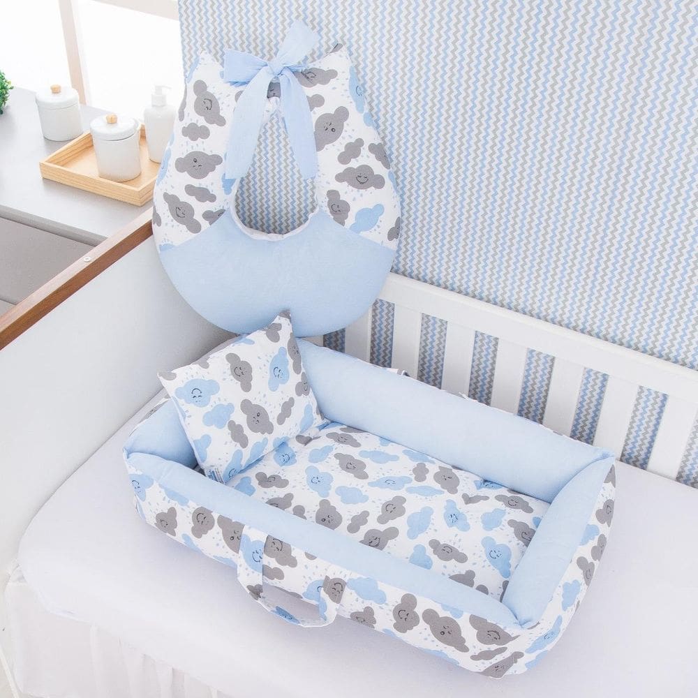 Kit Ninho Redutor + Almofada Amamentação Bebê Nuvem Azul
