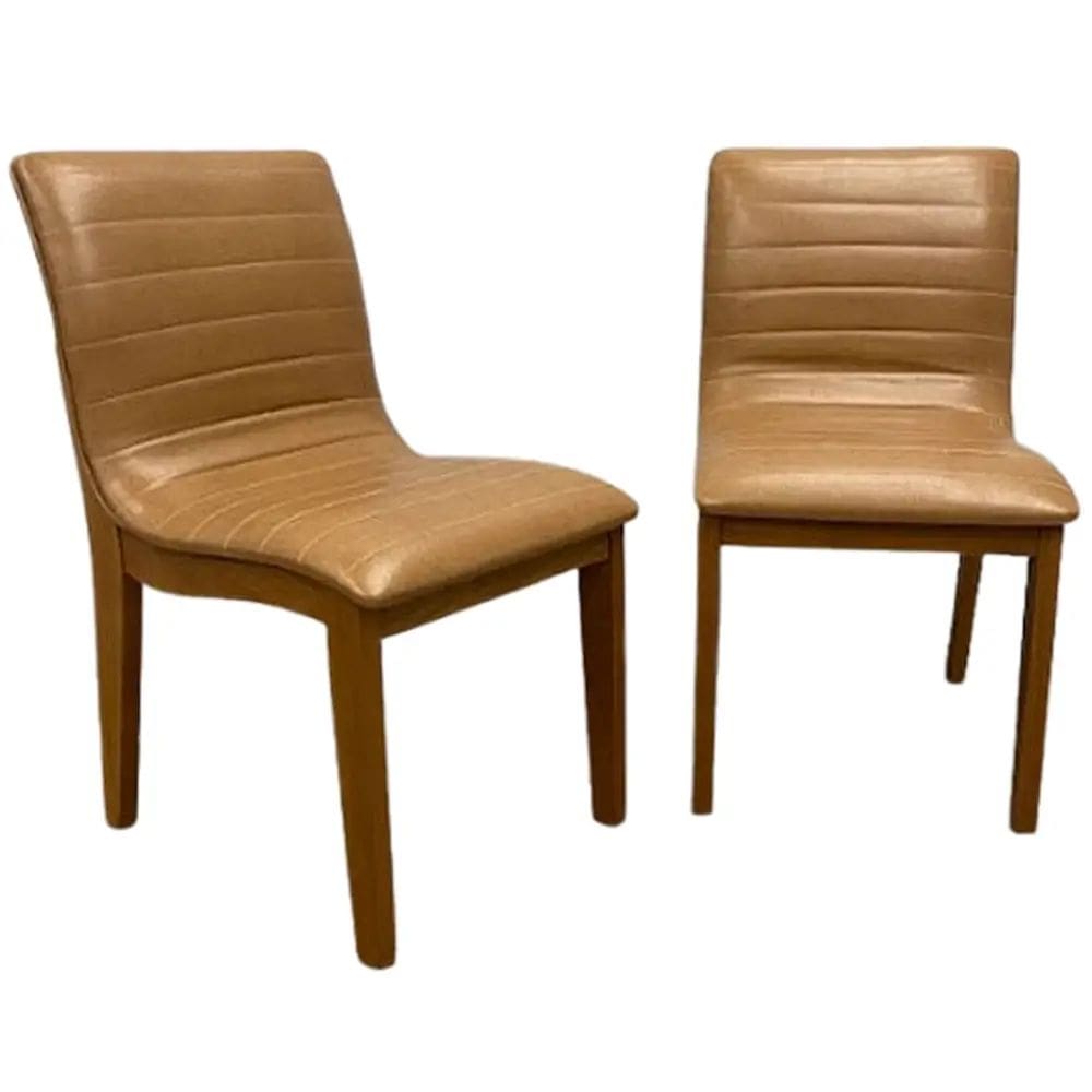 Kit 2 Cadeiras Sofia em Corino Estofadas Valverde Cor Caramelo