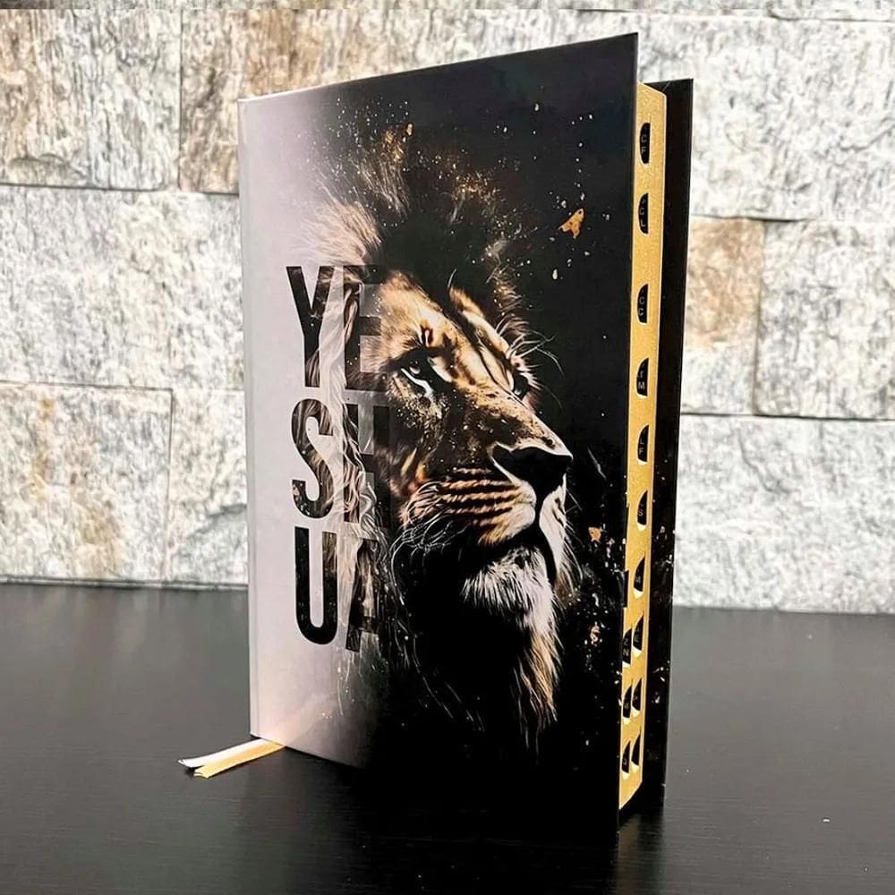 Bíblia Sagrada Leão Yeshua Letras Médias Com Harpa E Índice