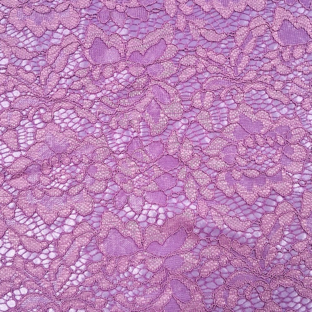 Rolo 2 Metros Renda Suiça Forrada 95% Poliéster 5% Poliamida