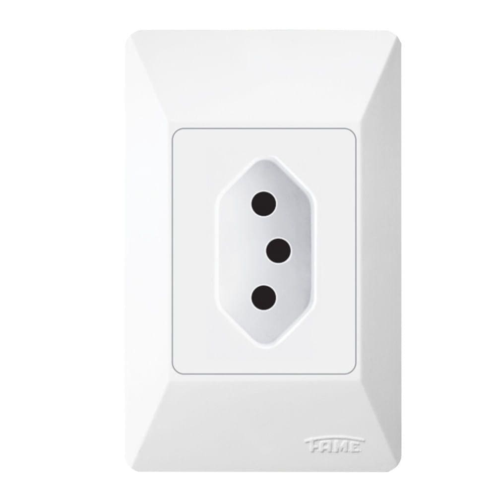 Tomada 20a 250 Volts Externo - 1406 - Fame Tomada 20a-250v Externo - 1406 - Fame