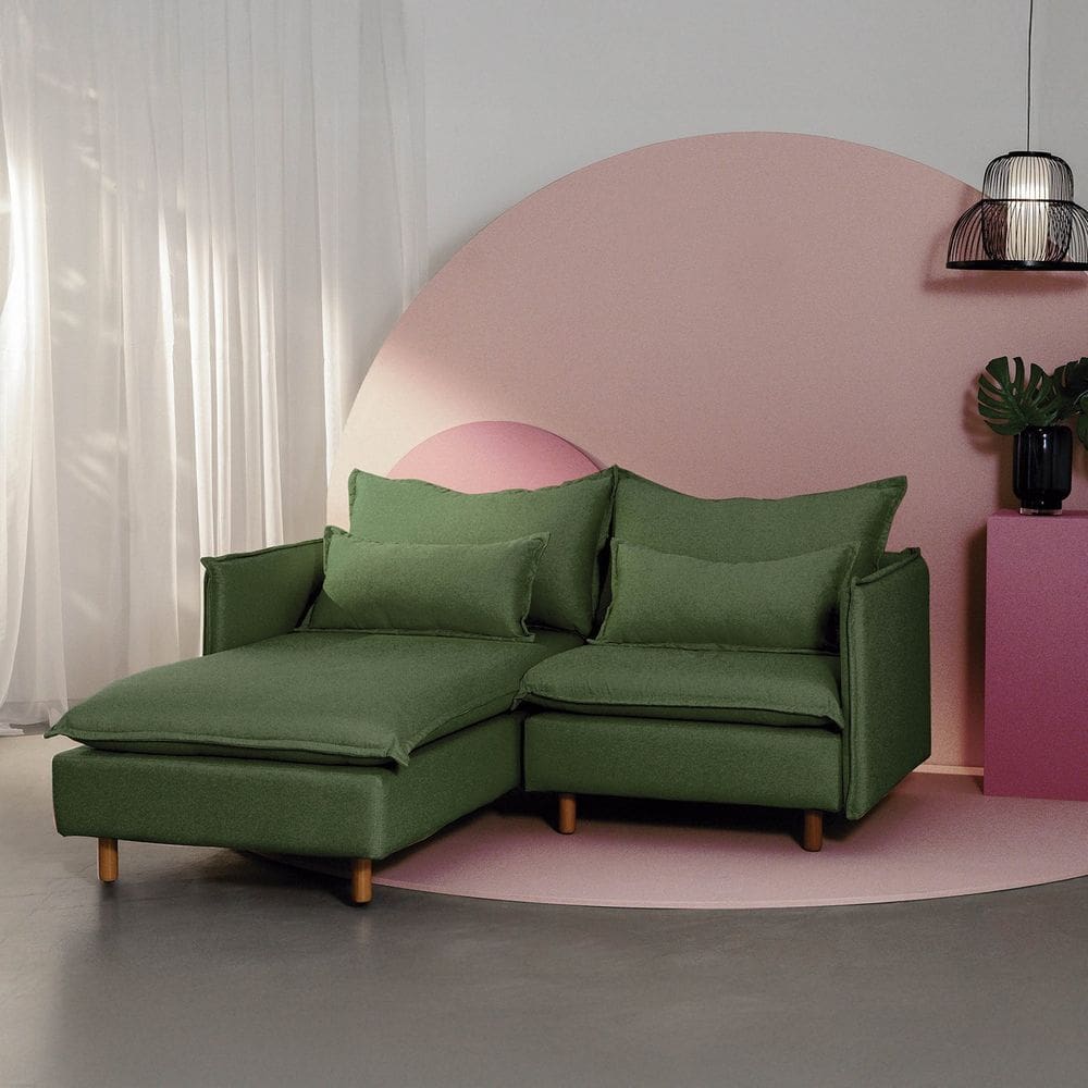Sofá Modular 2 Lugares com Chaise e Pé Madeira Sôma Cabecasa Madeiramadeira Verde