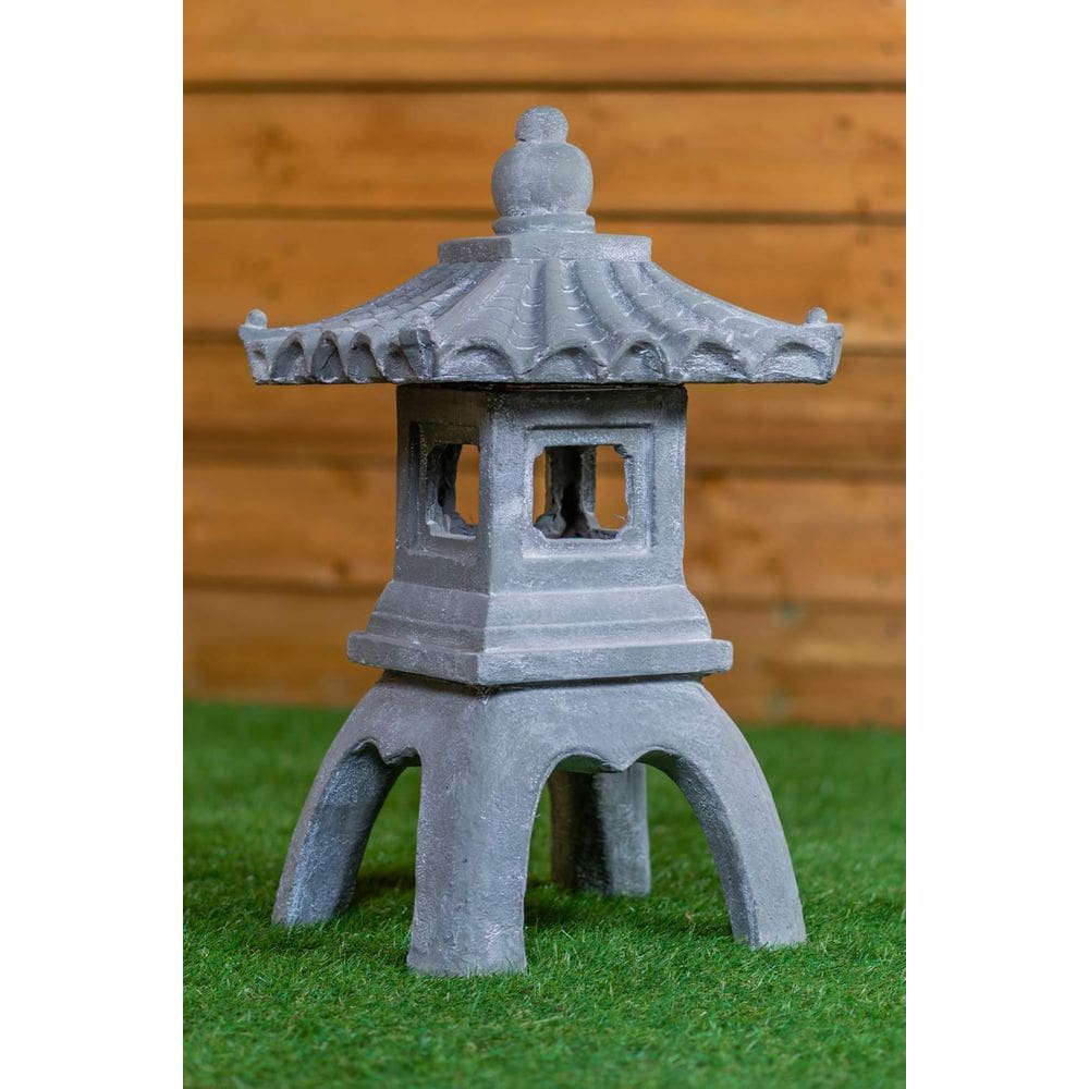 Garden Pagoda Hi-Line Gift Ltd., poli-resina de 622 cm de altura