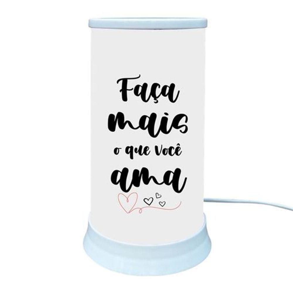 Luz Elegante: Abajur De Mesa Hug Com Estilo E Conforto Para Seu Lar