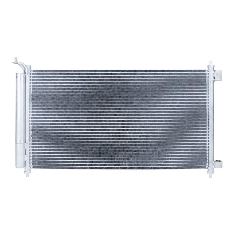 Condensador Nissan Gran Livina X-Gear 2009 a 2014 TYSM