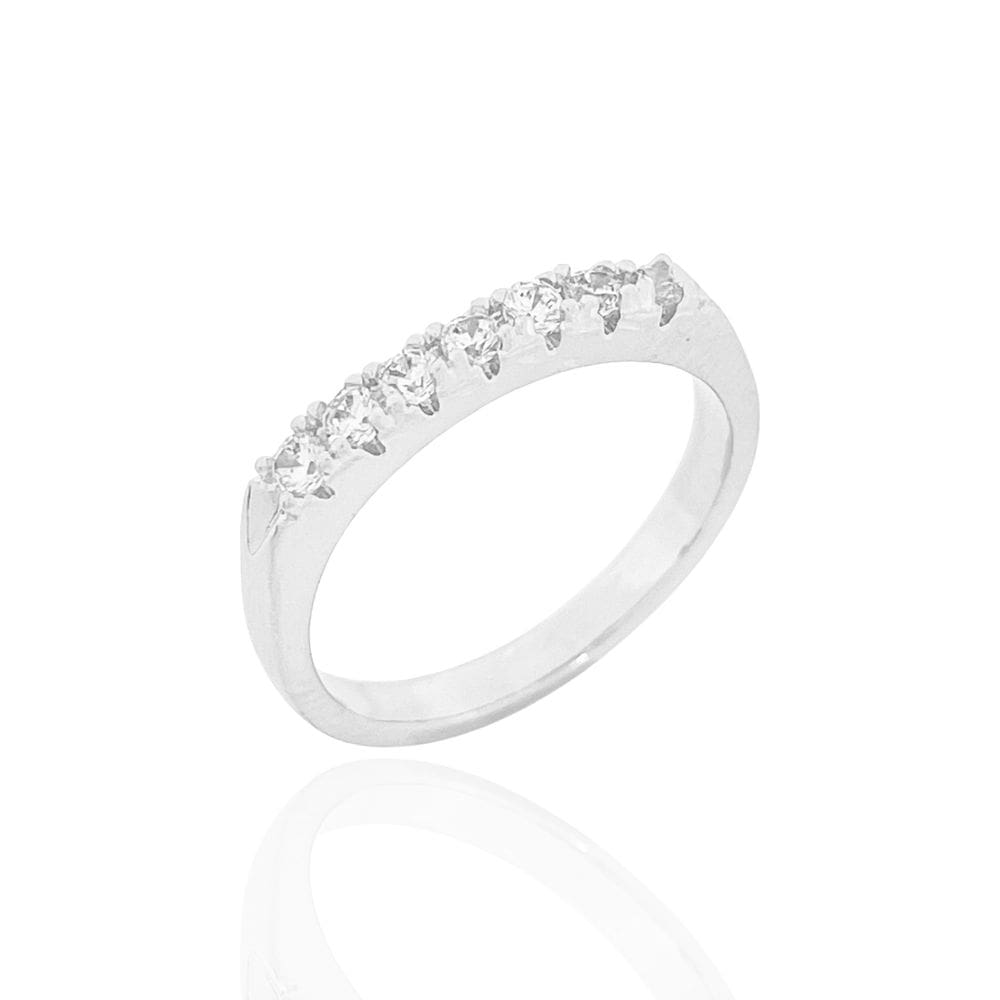 Anel Meia Aliança Com Zircônias Cristais Banhado a Prata