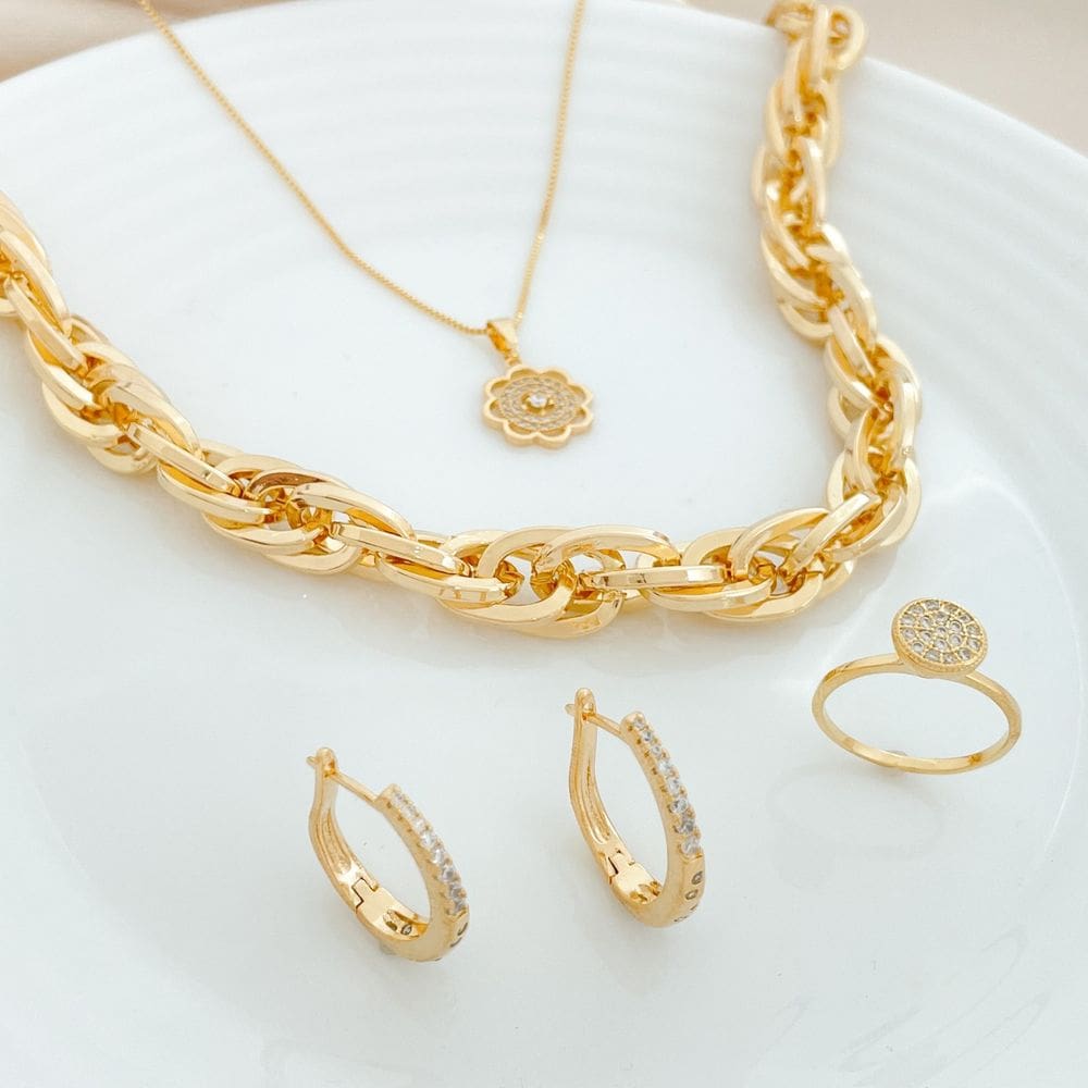 Anel Chuveirinho Cristal Banhado a Ouro