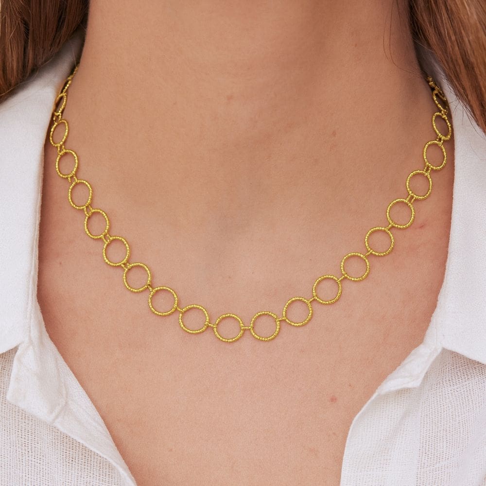 Colar Círculos Diamantados Banhado a Ouro