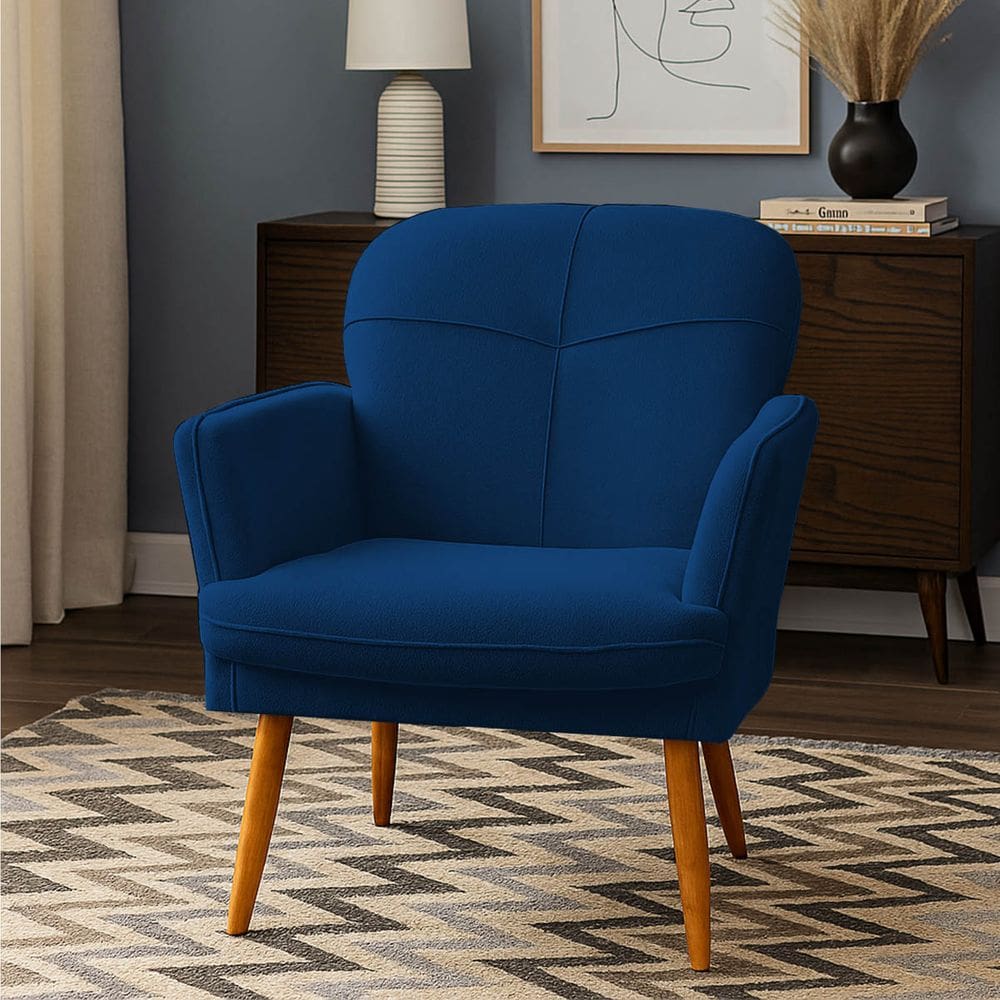 Poltrona Milli com Pés Palito em Madeira Eucalipto Marinho