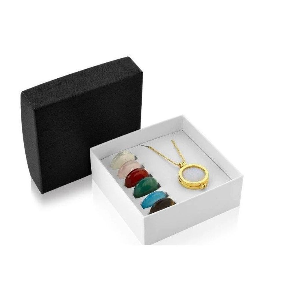 Colar relicário árvore da vida com 7 pedras naturais dourado