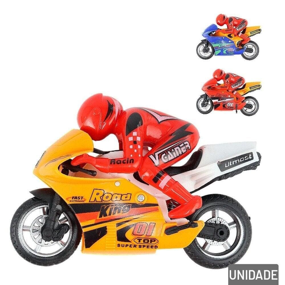 Moto de Plástico com Motoqueiro e Acessório Color - Tudo em Caixa
