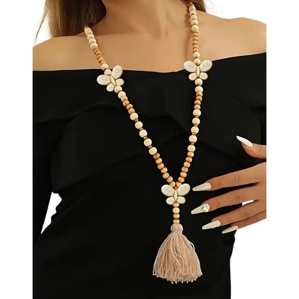Colar Boho Chic Joia Feminina Contas de Madeira e Turquesa Pingente Borboleta e Franja