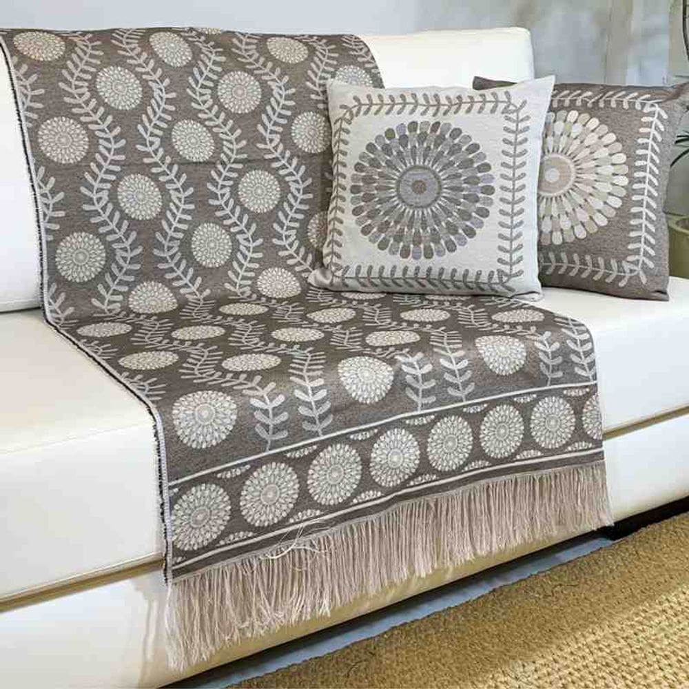 Kit 02 Almofadas 45 x 45 cm e 01 Manta 1,40 x 2,00 m Girassóis Caramelo Drafmil